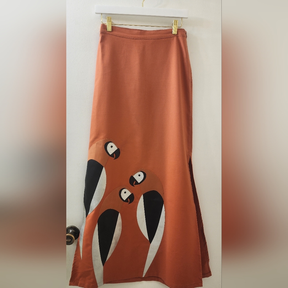 Adriana Dregreas Orange Bird Print Skirt, Size Small.‎